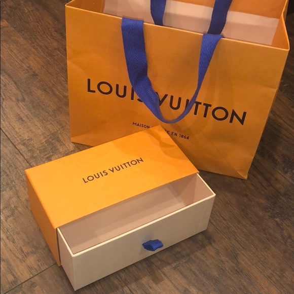 Louis Vuitton Accessories - LV bag and sunglasses box